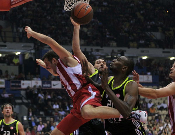 阿斯：皇马与苹果达成技术合作，将在虚拟现实等领域深度展开（阿斯：皇马携手苹果达成技术合作，面向虚拟现实等领域深化布局）