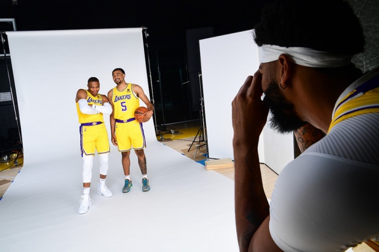 西甲半场：布坎南世界波破门，比利亚雷亚尔暂1-0赫塔菲（西甲半场战报：布坎南精彩远射建功，比利亚雷亚尔暂1-0领先赫塔菲）