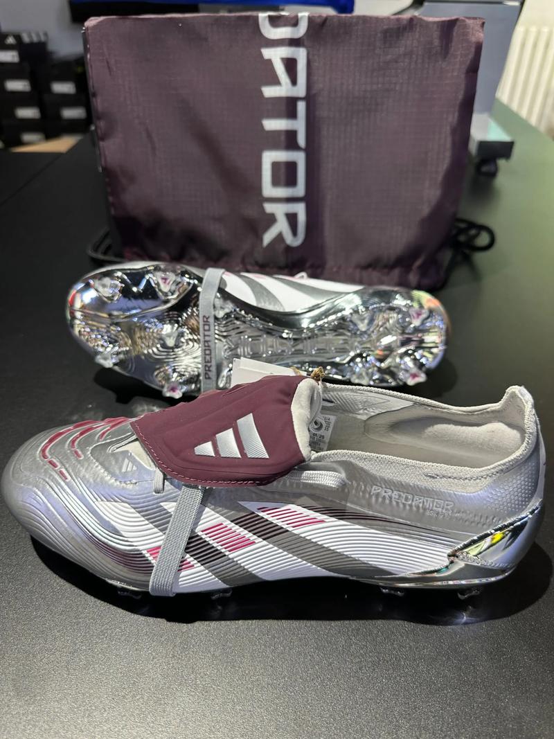 杰伦·威廉姆斯，这位篮球场上的年轻战士（杰伦·威廉姆斯：球场上的新锐斗士）