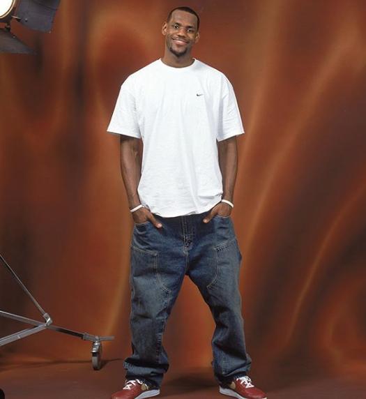 意媒：诺丁汉森林预计周二与尤文接触，以敲定道路的转会（意媒：诺丁汉森林周二将与尤文接触，力争敲定道路转会）